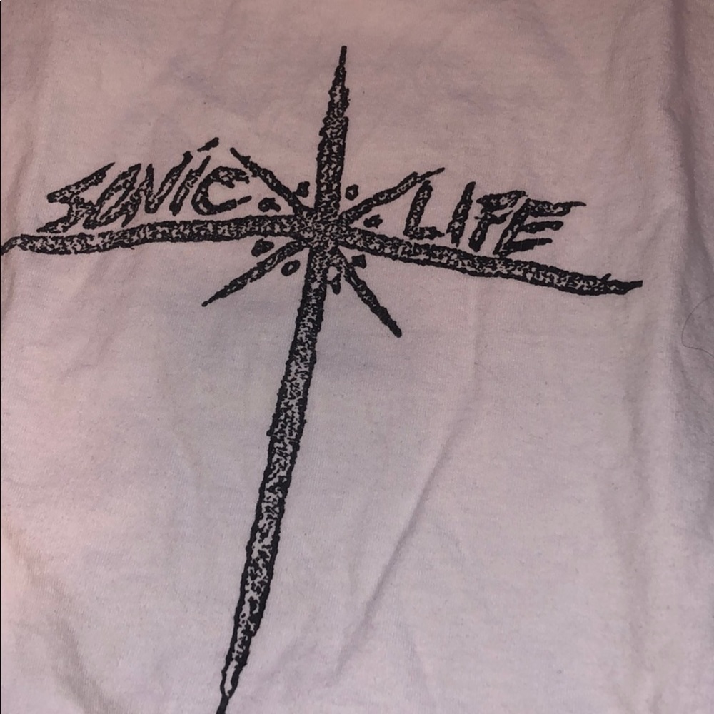 Used T-shirt by gildan size L - Picture 2 of 6